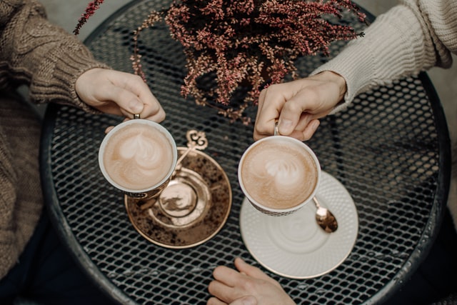 Managing People Over a Cup of Coffee